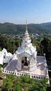 Wat Phra That Si Mueang Pong (1)