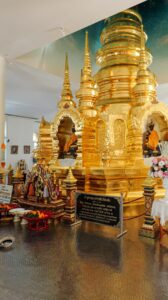 Wat Phra That Si Mueang Pong (13)