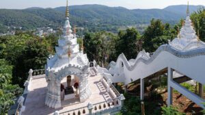 Wat Phra That Si Mueang Pong (8)